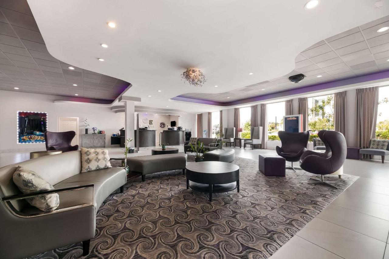 Clarion Inn & Suites Across From Universal Orlando Resort Eksteriør billede